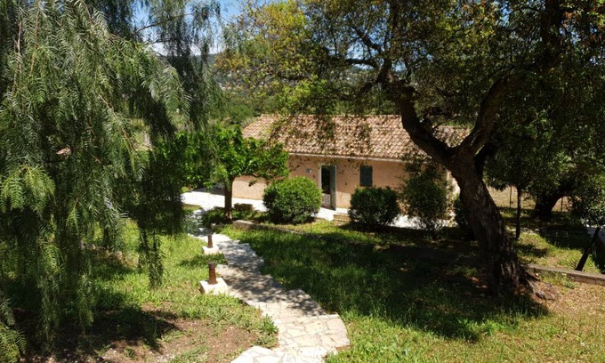 Le Pradet House | 40 m² House ∙ 1 bedroom ∙ 4 guests