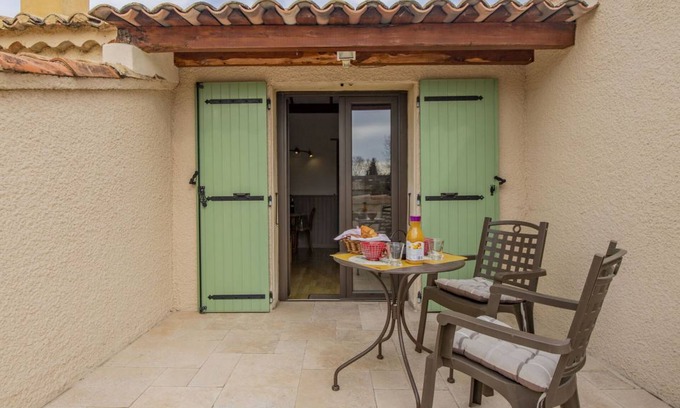 Noves Apartment | 45 m² Apartment ∙ 1 bedroom ∙ 2 guests