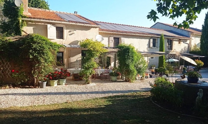 Noves Other | 5 Bedroom Agritourism property in Noves