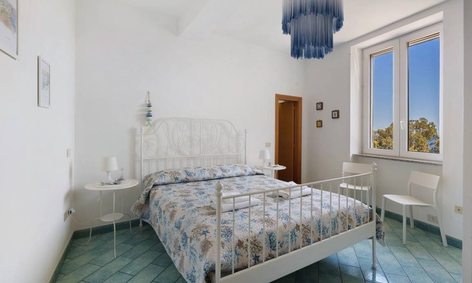 Erchie Apartment | 50 m² Apartment ∙ 2 bedrooms ∙ 4 guests