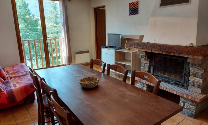 Thorame-Basse House | 50 m² Gîte ∙ 2 bedrooms ∙ 4 guests