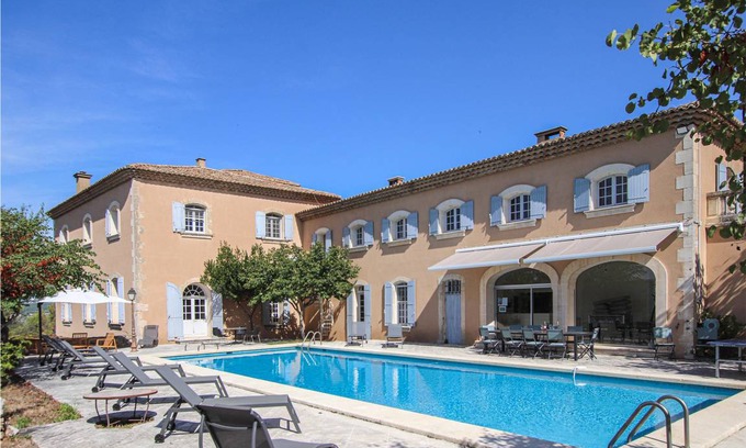 Apt House | 500 m² House ∙ 7 bedrooms ∙ 15 guests