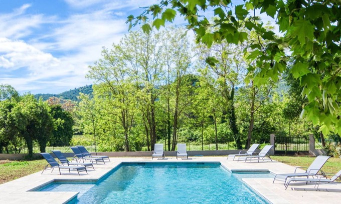 Besse-sur-Issole Other | 55 m² Accommodation ∙ 2 bedrooms ∙ 4 guests