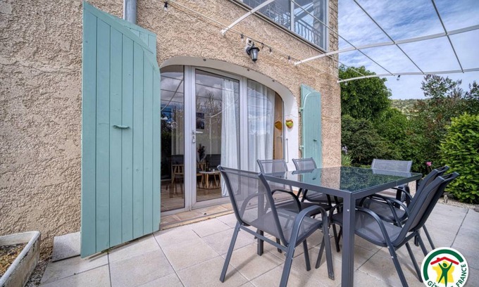 Le Poet-en-Percip House | 55 m² Gîte ∙ 1 bedroom ∙ 2 guests