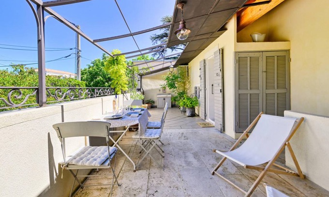Couronne Urbaine House | 60 m² House ∙ 2 bedrooms ∙ 4 guests
