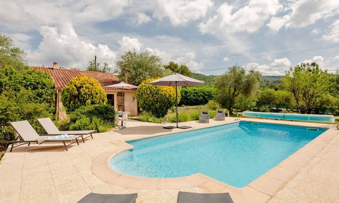 Saint-Cezaire-sur-Siagne Villa | 65 m² Villa ∙ 2 bedrooms ∙ 4 guests