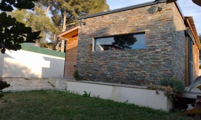 Saint-Mitre-les-Remparts House | 70 m² House ∙ 2 bedrooms ∙ 5 guests