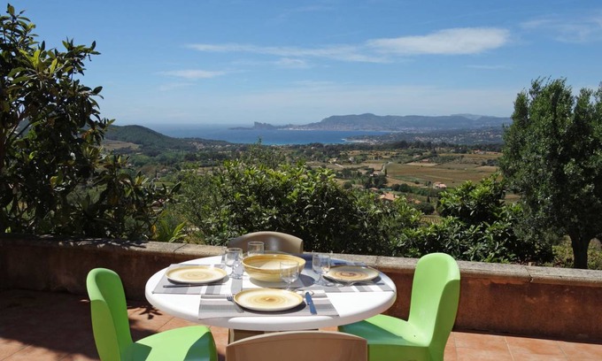 La Cadiere-d'Azur House | 70 m² House ∙ 2 bedrooms ∙ 4 guests