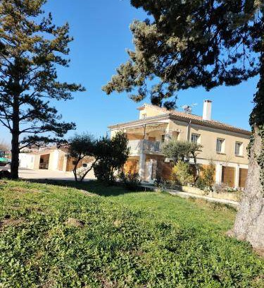 Monteux House | 80 m² House ∙ 2 bedrooms ∙ 8 guests