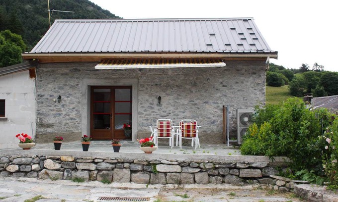 Auzet House | 84 m² Gîte ∙ 2 bedrooms ∙ 4 guests