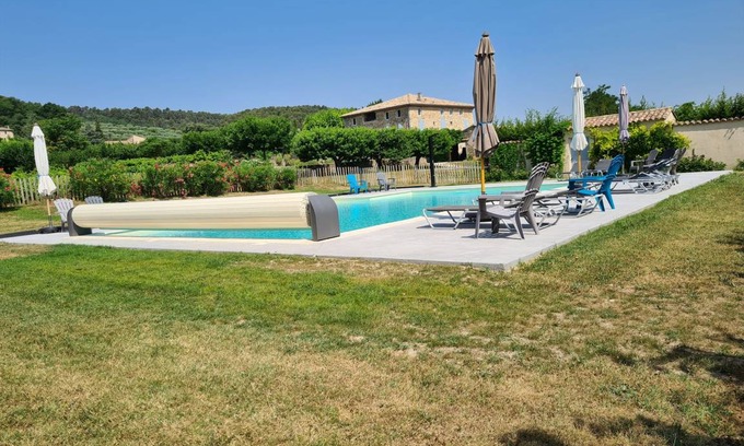 Crestet Apartment | 85 m² Apartment ∙ 2 bedrooms ∙ 5 guests