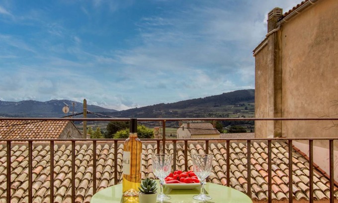 La Cadiere-d'Azur Apartment | 87 m² Apartment ∙ 1 bedroom ∙ 5 guests