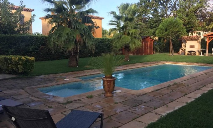 Plan-de-Cuques Apartment | 90 m² Apartment ∙ 1 bedroom ∙ 4 guests