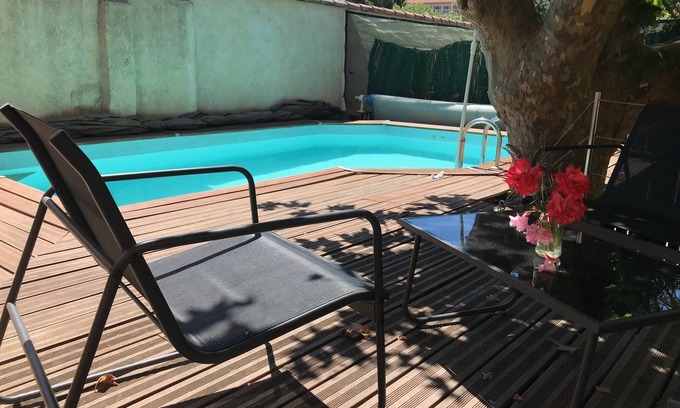 13th Arrondissement Bed & Breakfast | Air-conditioned room in a villa less than 10 km from Marseille's Vieux Port