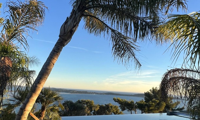 Carqueiranne Villa | Amazing sea view