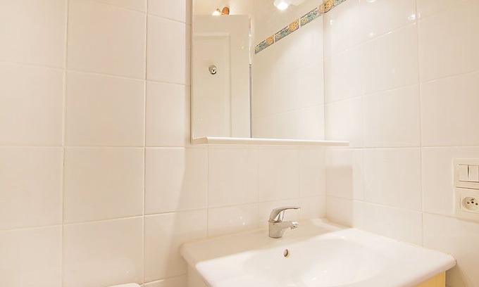 Cavaliere Beach Apartment | Apartment Cap Négre : Domaine de la Pinède in Le Lavandou - 6 persons, 3 bedrooms