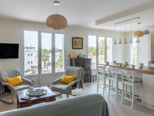 Saint-Cyr-sur-Mer Apartment | Apartment Les Palmiers-3 by Interhome
