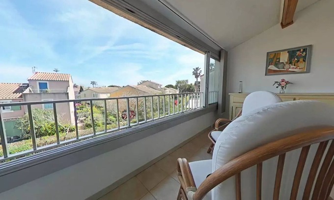 Miramar Apartment | Apartment T3 mezzanine-4 persons- La Londe