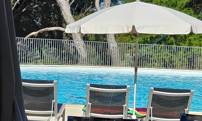 Saumane-de-Vaucluse Apartment | Apartment tourist residence Golf de Saumane