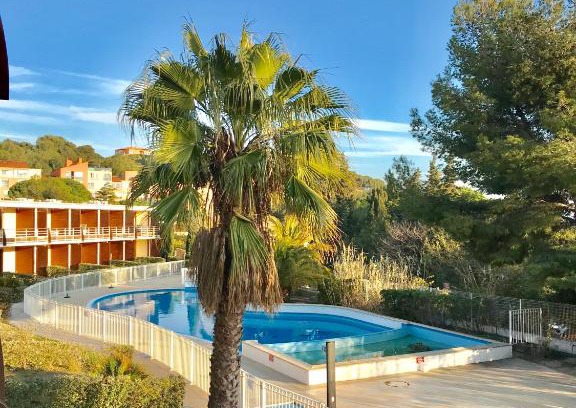 La Ciotat Apartment | Appart les terrasses du Liouquet