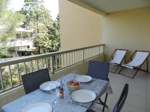 La Faviere Apartment | Appartement Moderne avec Terrasse, Parking et Proximité Plage à Bormes les Mimosas - FR-1-251-745
