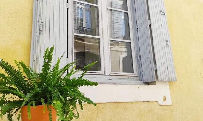 St.-Remy-de-Provence Apartment | BEAUTIFUL apt in SAINT REMY DE PROVENCE