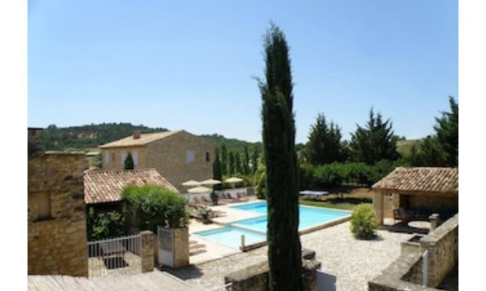 Rustrel House | Beautiful 490m2 property for 25 people with swimming pool in the Luberon