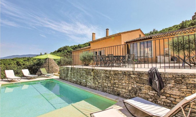Saignon House | Beautiful home in Saignon with Outdoor swimming pool and 4 Bedrooms