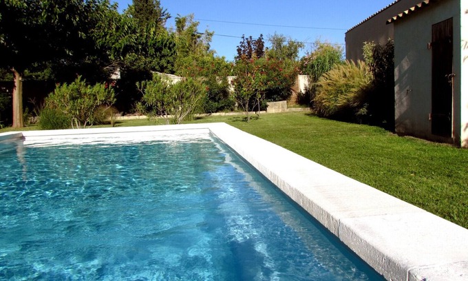 Chateaurenard Villa | Between Avignon and St-Rémy-de-Pce, air-conditioned villa, fenced pool