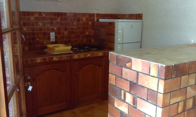 Cavaliere Apartment | Cavalière Apartment in wooded property
