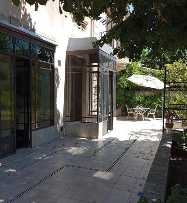 Montfavet Bed & Breakfast | Chez Fleur