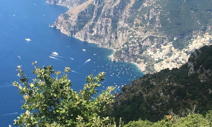 Bomerano Apartment | Coastal Cliff, Amalfi 2