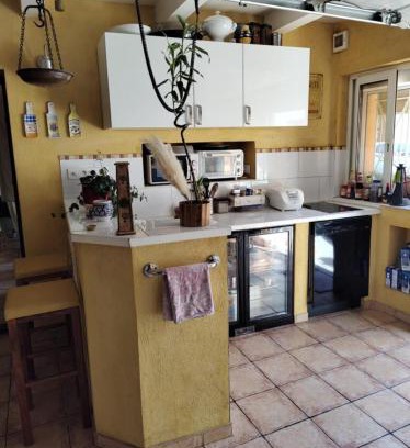 Mazargues Hostel | Dorm Hostel Camp Backpackers-la girelle