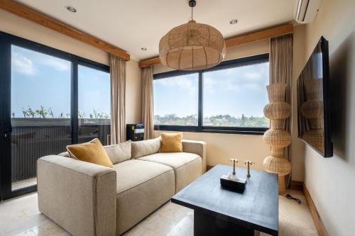 Jimbaran Apartment | Elegant 1BR Chic Design in Balangan - Uluwatu Area
