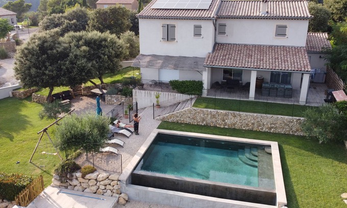 Puget Villa | Family holiday villa with garden and private pool