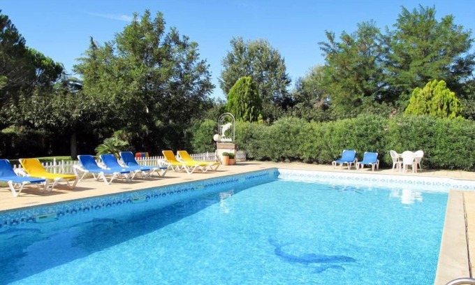 Raphele-les-Arles House | Fontenelle by Interhome