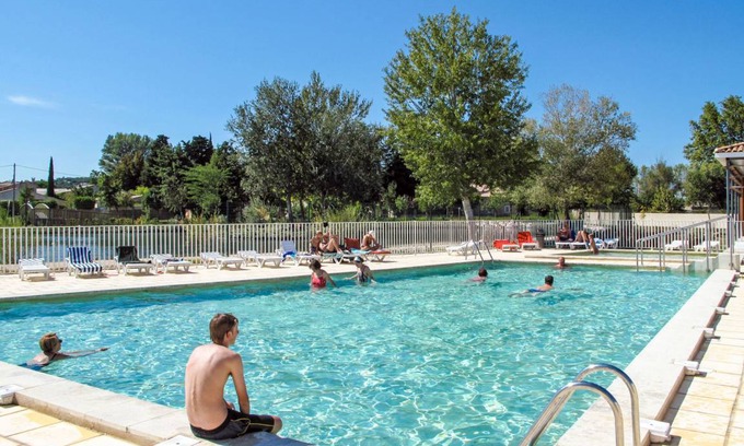 Saint-Saturnin-les-Avignon House | 30 m² House ∙ 1 bedroom ∙ 4 guests