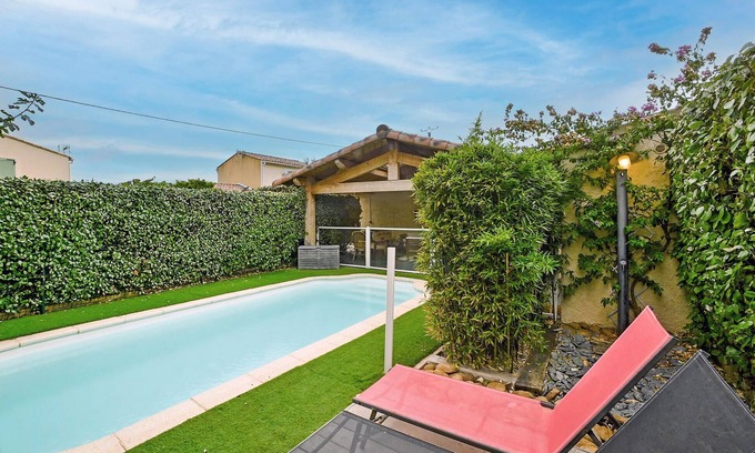 Rochefort-du-Gard House | Gorgeous home in Rochefort du Gard