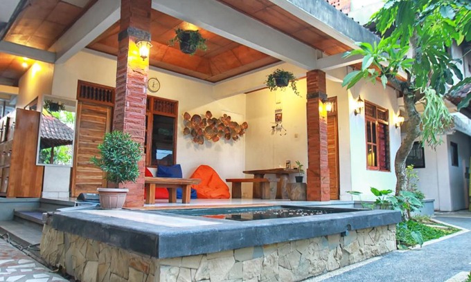 Peliatan Hostel | Halaman Depan Hostel