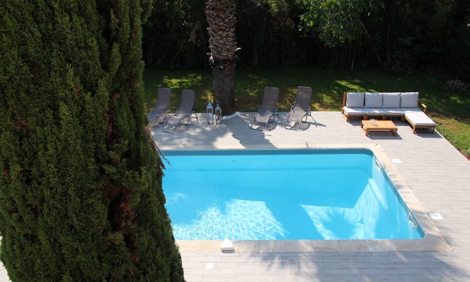 La Londe-les-Maures House | HEATED SWIMMING POOL -Villa la Belle Londaise, 6/8pers, Air-conditioning & Large Garden