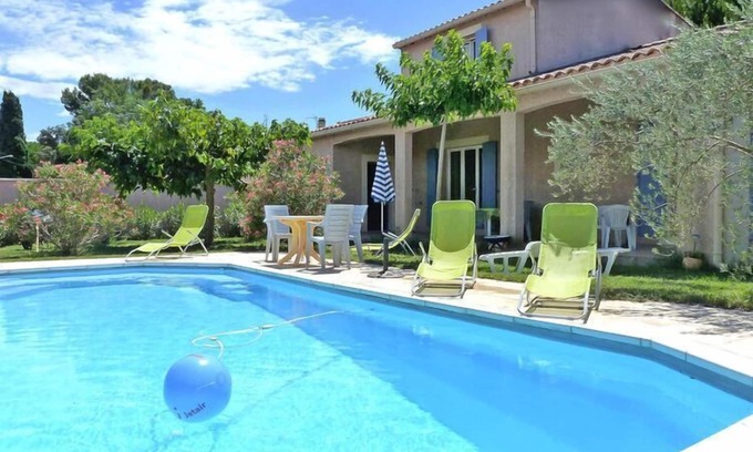 Vaison-la-Romaine House | Holiday Home with Pool, Vaison-la-Romaine