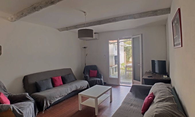Saintes-Maries-de-la-Mer House | House for 10 people, 300m from the sea, Saintes-Maries-de-la-Mer