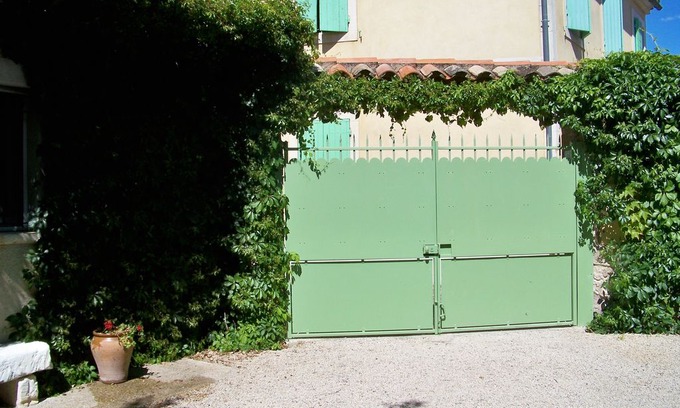 Mouries House | House / Villa - Mouries