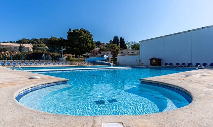Les Bormettes Apartment | Ideal for families T2 Swimming pool Playground 400 m beach