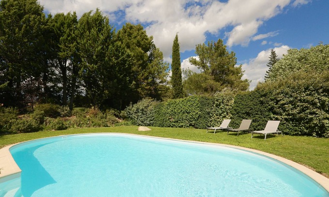 Roussillon Other | La Bastide Magnolia in Roussillon, in the heart of the Luberon region