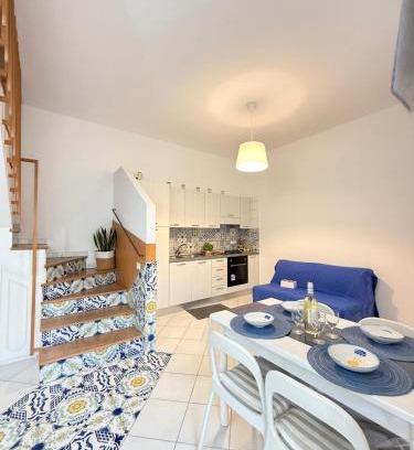 Maiori House | La finestra sul cortile