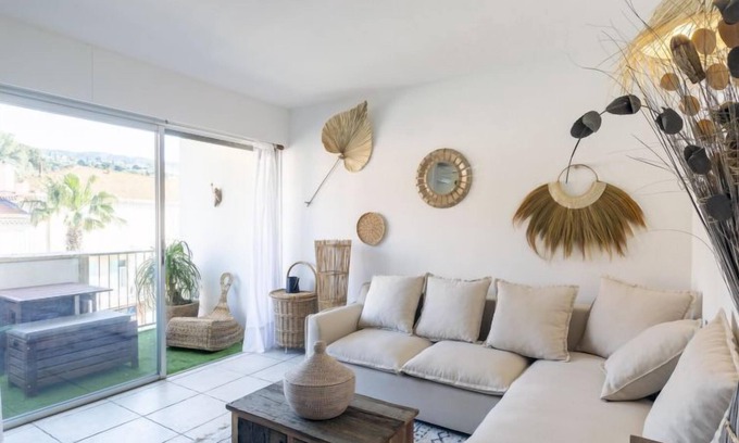 Le Lavandou Apartment | La Méridienne by Interhome