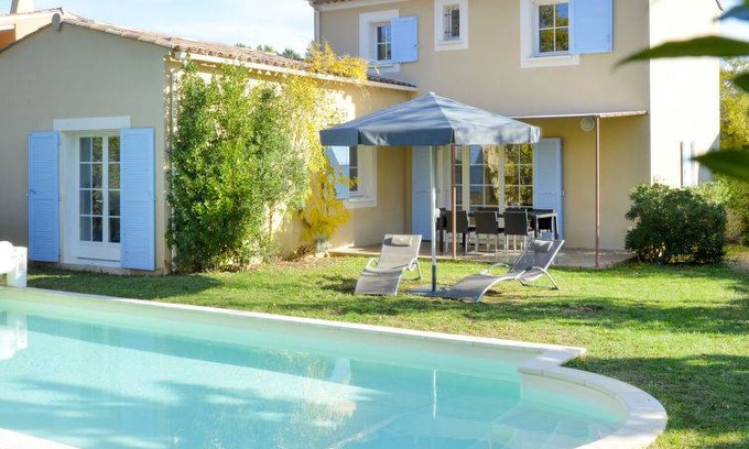 Saint-Saturnin-les-Apt Resort | Le Clos Savornin (H0WAJX3)