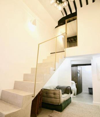 Aix-en-Provence Historic Centre Apartment | Le Madeleine (duplex)