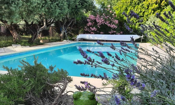 Caromb House | Le Pastaga - whole house (180 m²) with private pool near Mont Ventoux